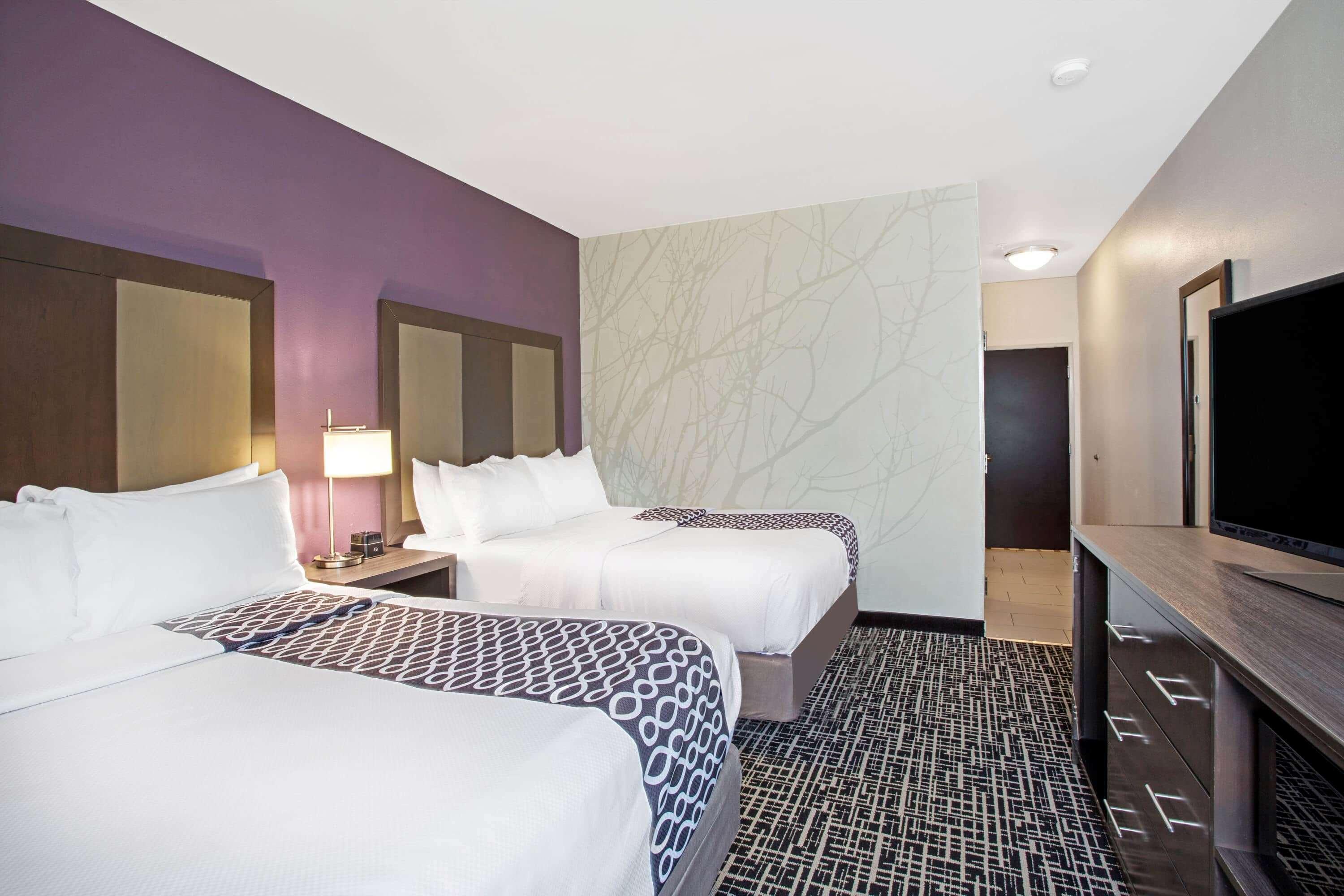 La Quinta By Wyndham York Hotel Bagian luar foto