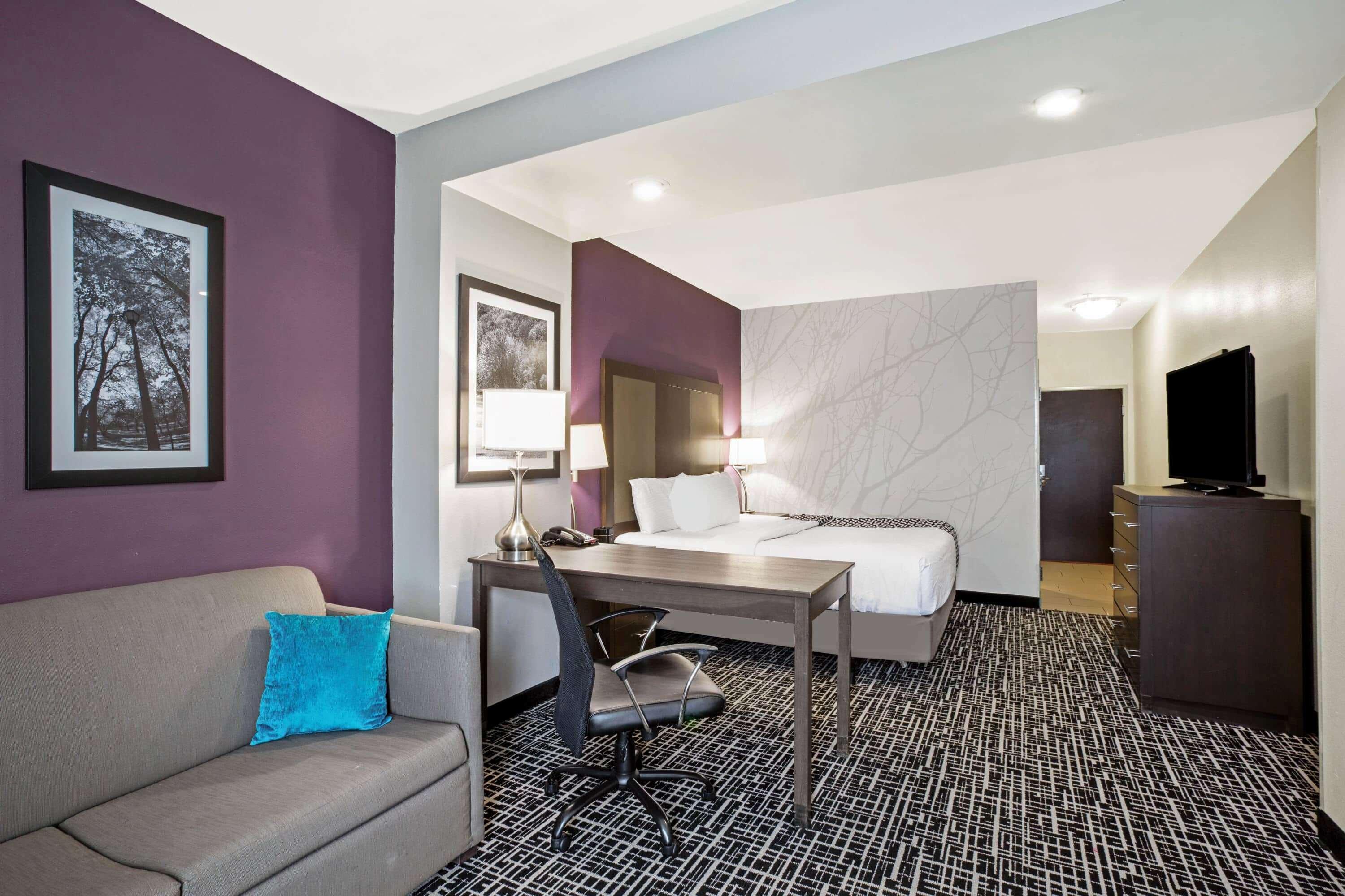 La Quinta By Wyndham York Hotel Bagian luar foto