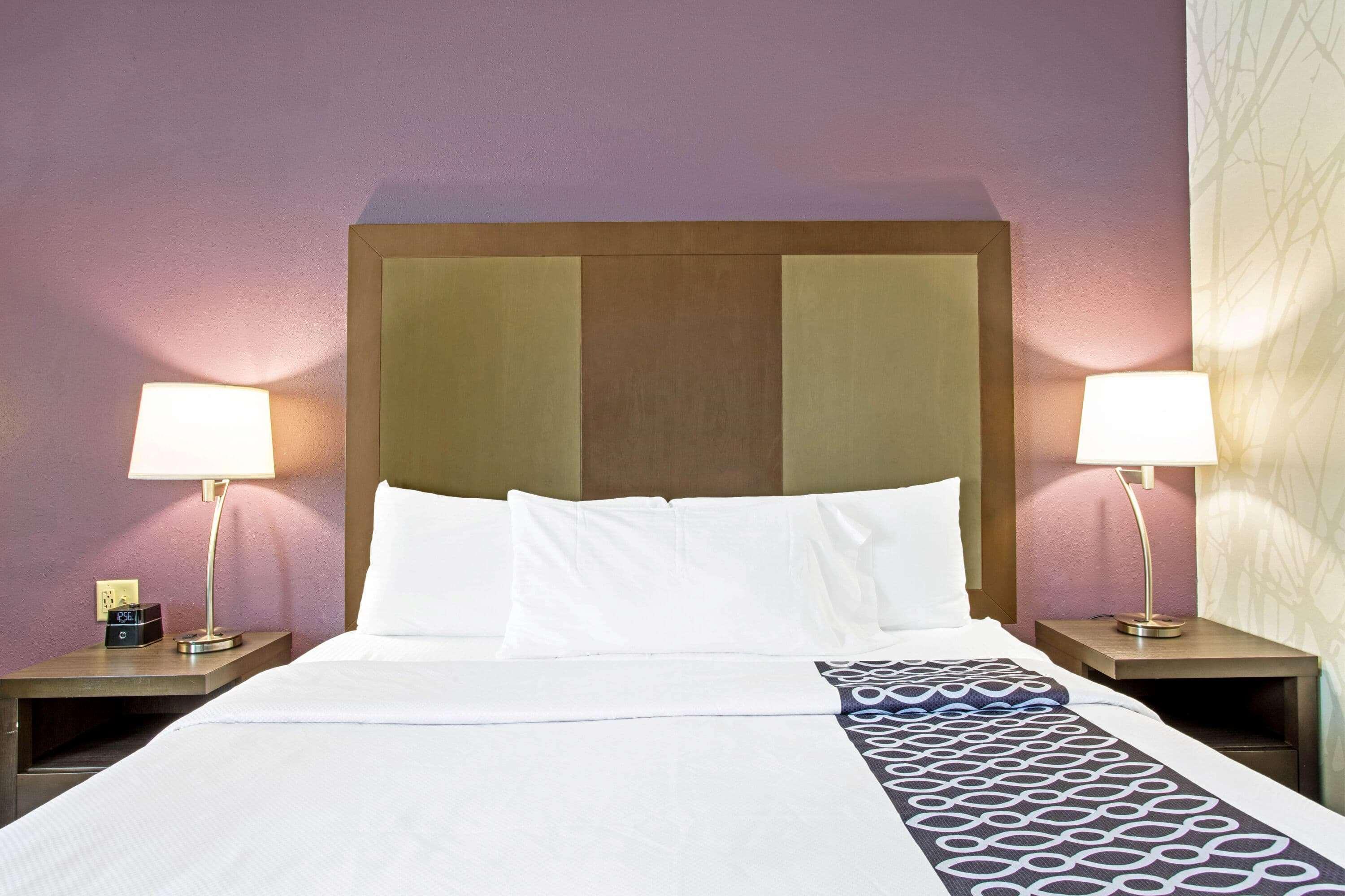 La Quinta By Wyndham York Hotel Bagian luar foto